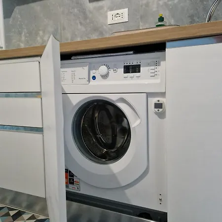 Alis 100 Mt Dal Mare 公寓