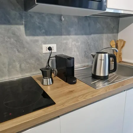 公寓 Alis 100 Mt Dal Mare 洛阿诺