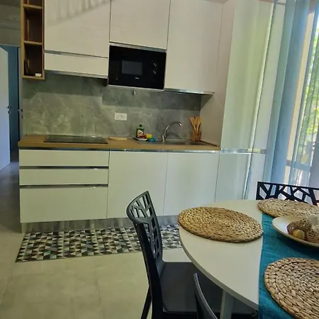 Alis 100 Mt Dal Mare Apartment Loano